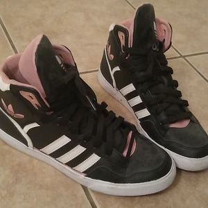 Adidas size 8 ladies high tops